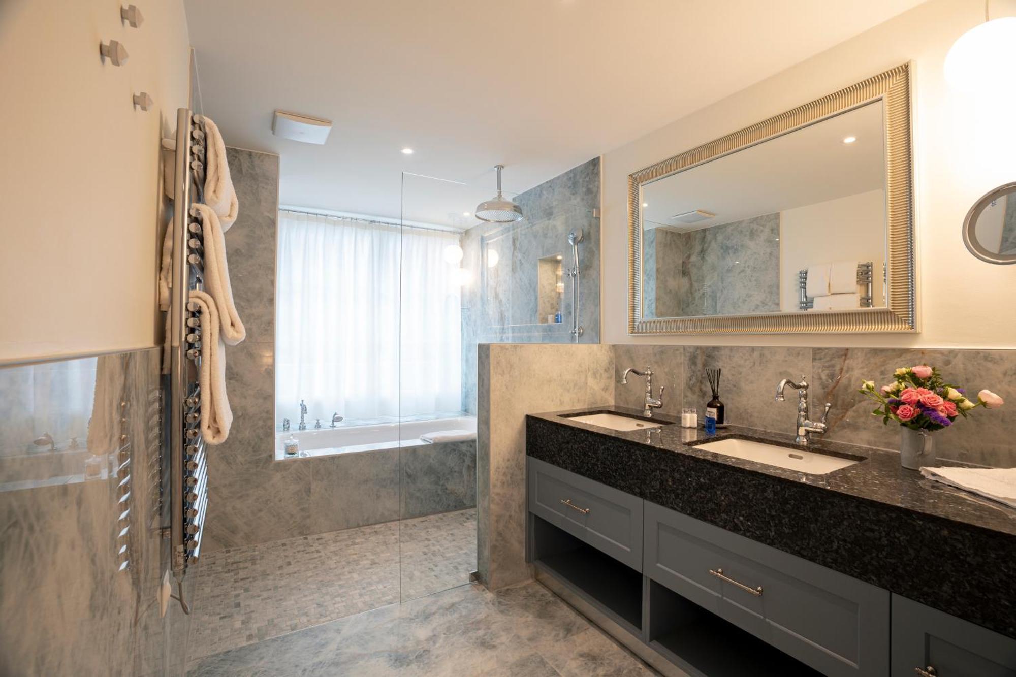 Le Mirabeau Hotel&spa 4*